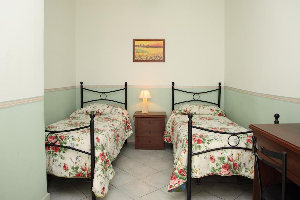 Bed And Breakfast Gigi Furci Siculo Luaran gambar